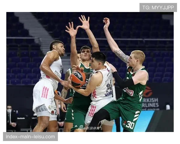 欧洲篮球联赛：皇家马德里篮球队险胜帕纳辛奈科斯，晋级四强